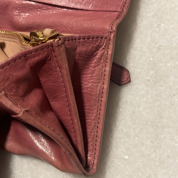 Prada Saffiano Bow Zippy Wallet - Picture 12 of 17